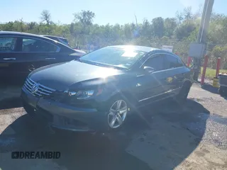 2014 Volkswagen CC R-Line with VIN WVWBN7AN1EE518173, listed as a IAAI auction lot 40895187 with 133,960 mi miles. Bid and sale history available at carsss.com. Image 17.