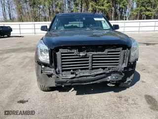 2019 GMC Yukon XL SLT with VIN 1GKS2GKCXKR297803, listed as a Copart auction lot 48304525 with 125,741 mi miles and Salvage Title. Bid and sale history available at carsss.com. Image 12.