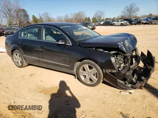 2008 Volkswagen Passat Turbo z VIN WVWJK73C28P081938, wystawiony jako Copart lot #43255115 z przebiegiem 167 156 mil mil oraz Szkoda całkowita • Salvage title. Historia ofert i sprzedaży dostępna na DreamBid. Obrazek 4.