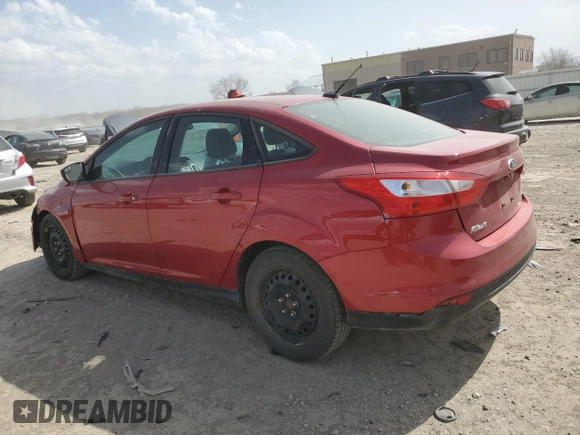 2012 Ford Focus SE with VIN 1FAHP3F25CL347602, listed as a Copart auction lot 49047465 with 153,901 mi miles and Salvage Title. Bid and sale history available at carsss.com. Image 2.