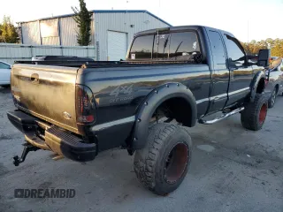 2003 Ford Super Duty F-250 XL with VIN 1FTNX21L93EA00852, listed as a Copart auction lot 84657324 with Not Provided miles and Clean Title. Bid and sale history available at carsss.com. Image 3.