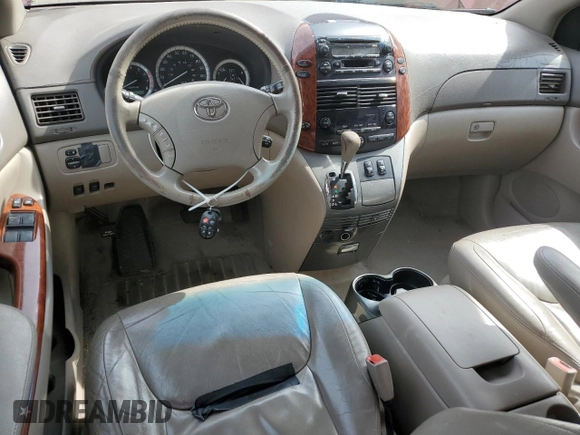 2004 Toyota Sienna XLE with VIN 5TDBA22CX4S008957, listed as a Copart auction lot 54253945 with 142,716 mi miles and Salvage Title. Bid and sale history available at DreamBid. Image 8.