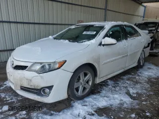 2013 Toyota Camry L with VIN 4T1BF1FK8DU725569, listed as a Copart auction lot 45014945 with 194,514 mi miles and Salvage Title. Bid and sale history available at DreamBid. Image 1.