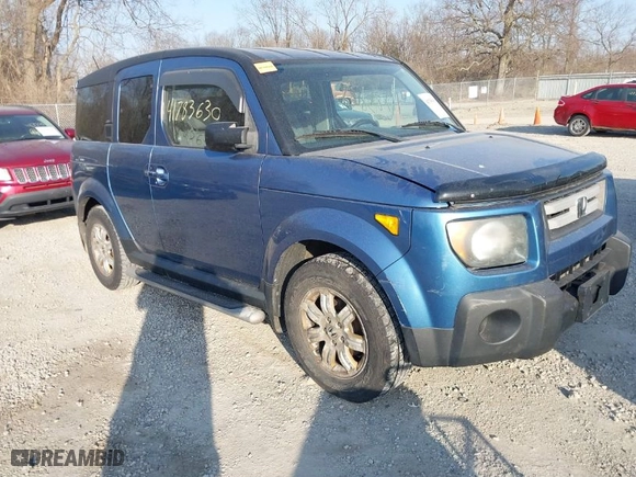 2008 Honda Element EX with VIN 5J6YH28718L010646, listed as a IAAI auction lot 41783630 with 233,084 mi miles. Bid and sale history available at carsss.com. Image 1.