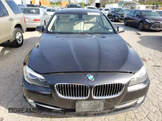 2013 BMW 5 Series 528i xDrive with VIN WBAXH5C55DD106628, listed as a Copart auction lot 49565214 with 123,709 mi miles and Salvage Title. Bid and sale history available at carsss.com. Image 5.