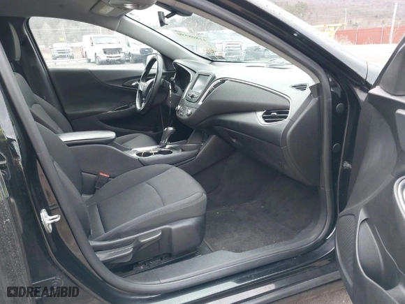 2016 Chevrolet Malibu LT with VIN 1G1ZE5ST8GF304190, listed as a IAAI auction lot 41808590 with 156,917 mi miles. Bid and sale history available at carsss.com. Image 5.