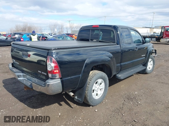 2013 Toyota Tacoma with VIN 5TFUU4EN4DX050303, listed as a IAAI auction lot 41833470 with 117,371 mi miles and . Bid and sale history available at DreamBid. Image 4.