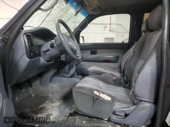 1998 Toyota Tacoma with VIN 4TAWN72N0WZ135590, listed as a Copart auction lot 45796955 with 241,581 mi miles and Salvage Title. Bid and sale history available at DreamBid. Image 7.