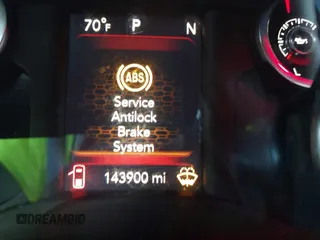 2019 Ram 1500 Big Horn с VIN 1C6RREFT0KN616290, выставлен на аукционе IAAI как лот 42313195 с пробегом 143 900 миль миль и . История ставок и продаж доступна на DreamBid. Изображение 15.