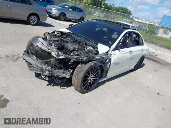 2019 Mercedes-Benz E 53 AMG with VIN WDDZF6BB4KA572666, listed as a IAAI auction lot 42500611 with Not provided miles and . Bid and sale history available at DreamBid. Image 2.