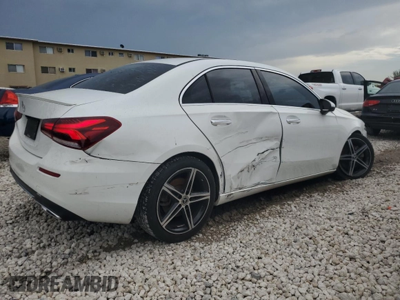 2019 Mercedes-Benz A 220 with VIN WDD3G4EB8KW020688, listed as a Copart auction lot 68486944 with 34,902 mi miles and Salvage Title. Bid and sale history available at DreamBid. Image 3.