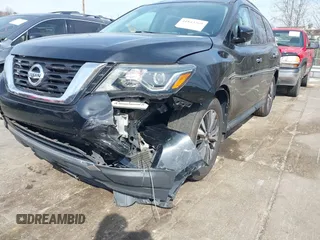 2017 Nissan Pathfinder SL with VIN 5N1DR2MM2HC694597, listed as a IAAI auction lot 41843269 with 115,583 mi miles. Bid and sale history available at carsss.com. Image 6.