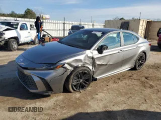 2025 Toyota Camry LE with VIN 4T1DAACK1SU564166, listed as a Copart auction lot 89161535 with 2,992 mi miles and Salvage Title. Bid and sale history available at carsss.com. Image 1.