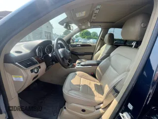 2014 Mercedes-Benz M 350 z VIN 4JGDA5HB8EA321217, wystawiony jako Copart lot #60213275 z przebiegiem 118 409 mil mil oraz Czysty tytuł • Clean title. Historia ofert i sprzedaży dostępna na DreamBid. Obrazek 8.