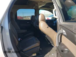 2014 GMC Acadia SLT with VIN 1GKKRRKD1EJ260657, listed as a IAAI auction lot 41383103 with 154,915 mi miles. Bid and sale history available at carsss.com. Image 8.