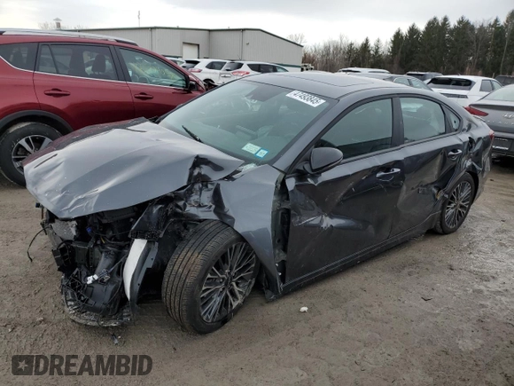 2024 Kia Forte GT-Line with VIN 3KPF54AD0RE761524, listed as a Copart auction lot 47493845 with 4,644 mi miles and Salvage Title. Bid and sale history available at carsss.com. Image 1.
