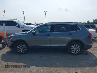 2018 Volkswagen Tiguan SEL с VIN 3VV3B7AX7JM092168, выставлен на аукционе IAAI как лот 42403883 с пробегом 96 022 миль миль и . История ставок и продаж доступна на DreamBid. Изображение 14.