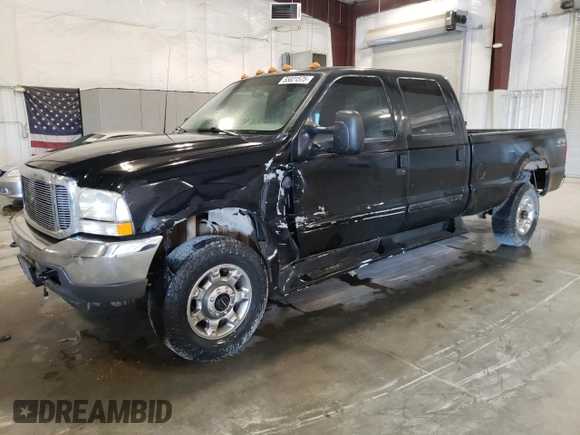2002 Ford F-350 XL with VIN 1FTSW31F92EC17984, listed as a Copart auction lot 55821575 with 346,645 mi miles and Salvage title. Bid and sale history available at DreamBid. Image 1.