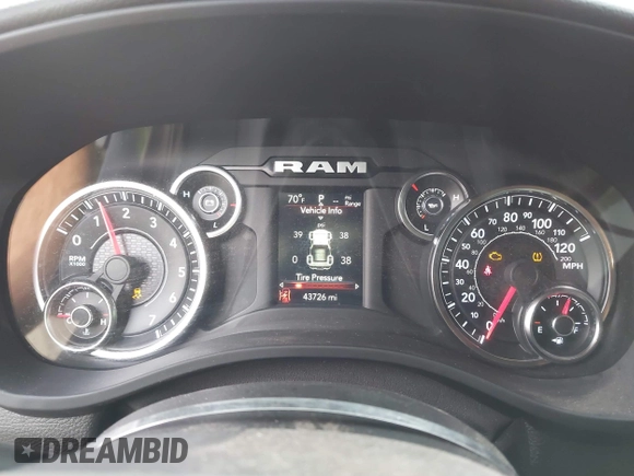 2022 Ram 1500 Lone Star with VIN 1C6RREFG1NN253599, listed as a IAAI auction lot 42065945 with 43,726 mi miles and . Bid and sale history available at DreamBid. Image 7.