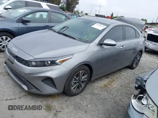 2024 Kia Forte LXS with VIN 3KPF24AD0RE840796, listed as a IAAI auction lot 41806283 with 4,000 mi miles. Bid and sale history available at carsss.com. Image 17.