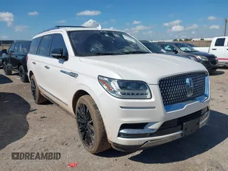 2018 Lincoln Navigator Reserve with VIN 5LMJJ2LT7JEL02823, listed as a IAAI auction lot 42150949 with 123,993 mi miles and . Bid and sale history available at DreamBid. Image 1.