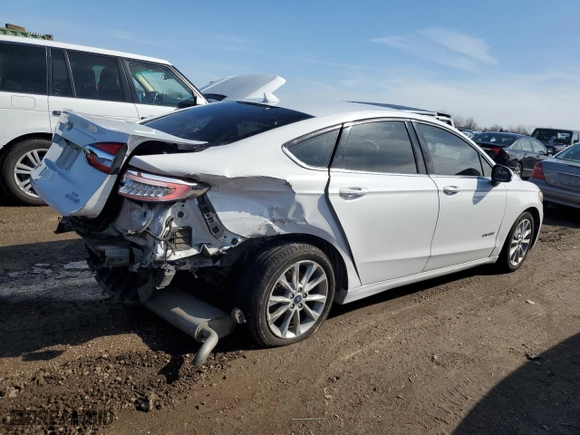 2019 Ford Fusion Hybrid SE with VIN 3FA6P0LU6KR206226, listed as a Copart auction lot 49487255 with 204,221 mi miles and Salvage Title. Bid and sale history available at carsss.com. Image 3.