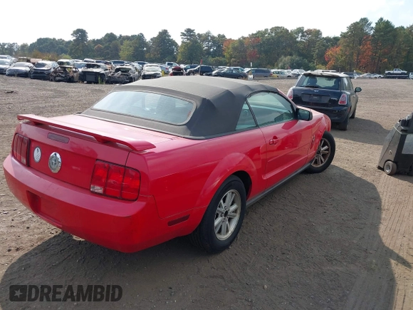 2006 Ford Mustang Standard with VIN 1ZVFT84N965166306, listed as a IAAI auction lot 40580690 with 113,233 mi miles and . Bid and sale history available at carsss.com. Image 4.