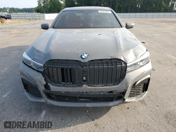 2020 BMW 7 Series 740i xDrive z VIN WBA7T4C02LGF97205, wystawiony jako Copart lot #69569084 z przebiegiem Nie podano mil oraz Szkoda całkowita • Salvage title. Historia ofert i sprzedaży dostępna na DreamBid. Obrazek 5.