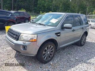 2013 Land Rover LR2 z VIN SALFR2BGXDH364562, wystawiony jako IAAI lot #42554838 z przebiegiem 151 181 mil mil oraz . Historia ofert i sprzedaży dostępna na DreamBid. Obrazek 2.