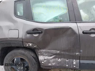 2019 Jeep Renegade Upland with VIN ZACNJBAB1KPJ91940, listed as a IAAI auction lot 42366985 with Not provided miles and . Bid and sale history available at DreamBid. Image 6.