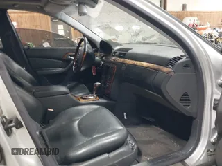 2002 Mercedes-Benz S 5.0L with VIN WDBNG75J22A283234, listed as a IAAI auction lot 42191291 with Not Provided miles. Bid and sale history available at carsss.com. Image 5.