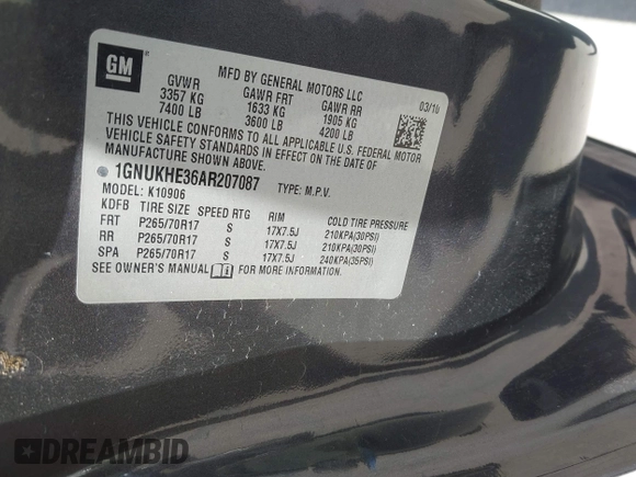 2010 Chevrolet Suburban LS z VIN 1GNUKHE36AR207087, wystawiony jako IAAI lot #41729820 z przebiegiem 266 177 mil mil oraz . Historia ofert i sprzedaży dostępna na DreamBid. Obrazek 9.