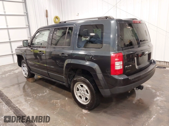 2015 Jeep Patriot Altitude with VIN 1C4NJRBBXFD102560, listed as a IAAI auction lot 42260925 with 183,056 mi miles and . Bid and sale history available at DreamBid. Image 3.