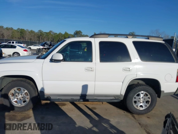 2006 Chevrolet Tahoe Z71 with VIN 1GNEK13T86R135721, listed as a IAAI auction lot 41475859 with 258,090 mi miles. Bid and sale history available at carsss.com. Image 14.