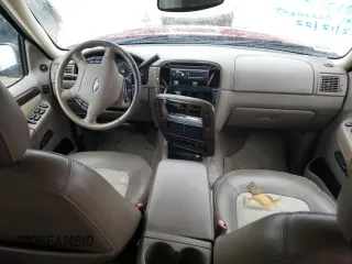 2005 Ford Explorer Eddie Bauer с VIN 1FMZU64K95UA84552, выставлен на аукционе Copart как лот 58258004 с пробегом Не указан миль и Списание • Salvage title. История ставок и продаж доступна на DreamBid. Изображение 8.