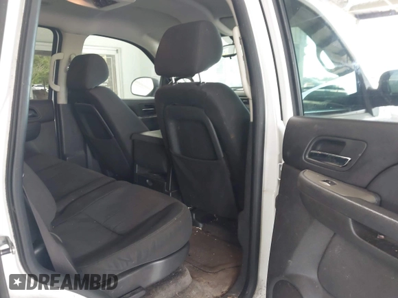 2010 Chevrolet Tahoe LS with VIN 1GNUKAE05AR172216, listed as a IAAI auction lot 42698775 with 259,416 mi miles and . Bid and sale history available at DreamBid. Image 8.