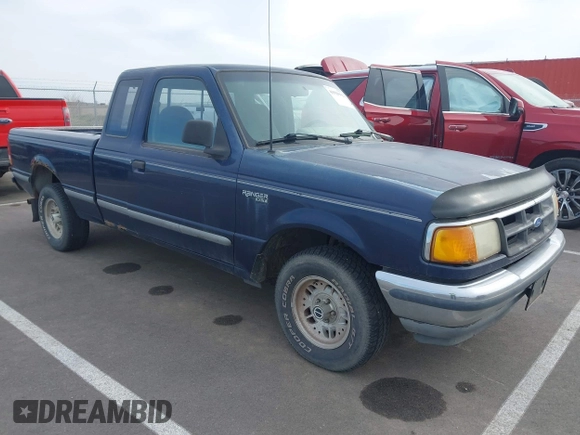 1994 Ford Ranger Splash with VIN 1FTCR14U6RPA45714, listed as a IAAI auction lot 41929992 with 560,285 mi miles. Bid and sale history available at carsss.com. Image 1.
