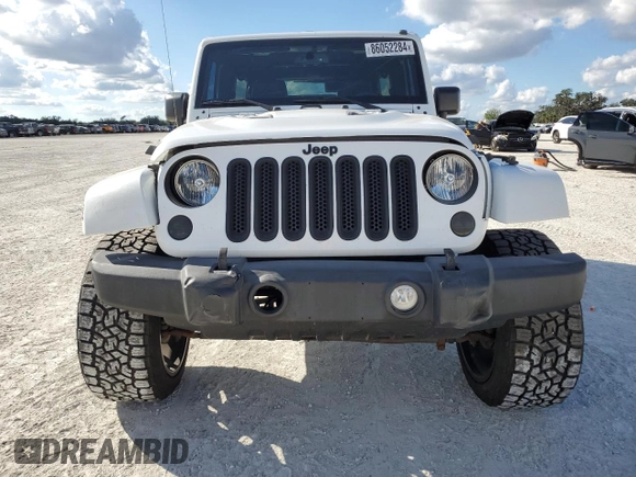 2015 Jeep Wrangler Unlimited Sahara with VIN 1C4BJWEG6FL614671, listed as a Copart auction lot 86052284 with 92,894 mi miles and Salvage title. Bid and sale history available at DreamBid. Image 5.