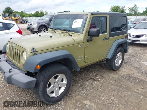 2013 Jeep Wrangler Sport z VIN 1C4AJWAG8DL535534, wystawiony jako IAAI lot #42454222 z przebiegiem 120 355 mil mil oraz . Historia ofert i sprzedaży dostępna na DreamBid. Obrazek 2.