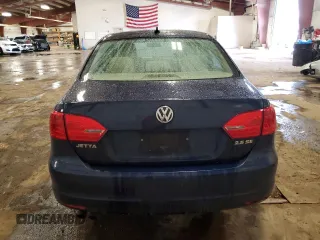 2012 Volkswagen Jetta SE z VIN 3VWDX7AJ1CM071753, wystawiony jako Copart lot #44001405 z przebiegiem 148 102 mil mil oraz Czysty tytuł • Clean title. Historia ofert i sprzedaży dostępna na DreamBid. Obrazek 6.
