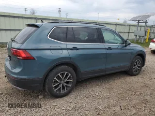 2019 Volkswagen Tiguan SE with VIN 3VV2B7AX0KM132572, listed as a Copart auction lot 54511475 with 65,394 mi miles and Salvage Title. Bid and sale history available at DreamBid. Image 3.