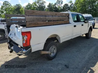 2017 Ford F-350 Platinum z VIN 1FT8W3B60HEC88640, wystawiony jako Copart lot #52675005 z przebiegiem 64 785 mil mil oraz Czysty tytuł • Clean title. Historia ofert i sprzedaży dostępna na DreamBid. Obrazek 3.