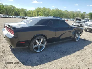 2013 Dodge Challenger SXT z VIN 2C3CDYAG6DH679449, wystawiony jako Copart lot #52784705 z przebiegiem 125 665 mil mil oraz Tytuł czysty. Historia ofert i sprzedaży dostępna na DreamBid. Obrazek 3.