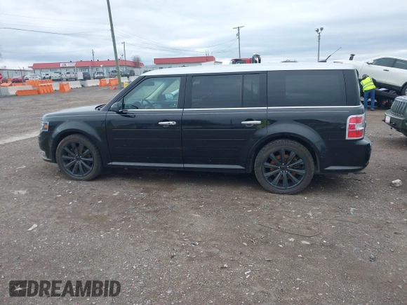 2013 Ford Flex Limited w/EcoBoost with VIN 2FMHK6DT1DBD09027, listed as a IAAI auction lot 41727762 with 139,394 mi miles. Bid and sale history available at carsss.com. Image 14.