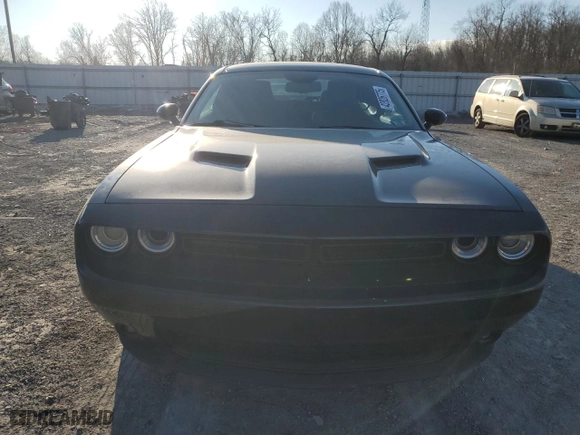 2015 Dodge Challenger R/T with VIN 2C3CDZAT6FH712780, listed as a Copart auction lot 42826775 with 0 mi miles and Salvage Title. Bid and sale history available at carsss.com. Image 5.