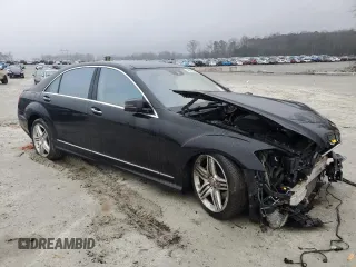 2013 Mercedes-Benz S 550 with VIN WDDNG7DB1DA516914, listed as a Copart auction lot 43611565 with 60,503 mi miles and Salvage Title. Bid and sale history available at DreamBid. Image 4.
