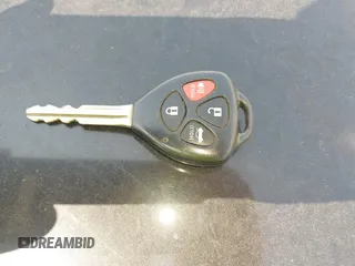 2009 Toyota Corolla z VIN JTDBL40E89J053927, wystawiony jako IAAI lot #42305215 z przebiegiem Nie podano mil oraz . Historia ofert i sprzedaży dostępna na DreamBid. Obrazek 11.