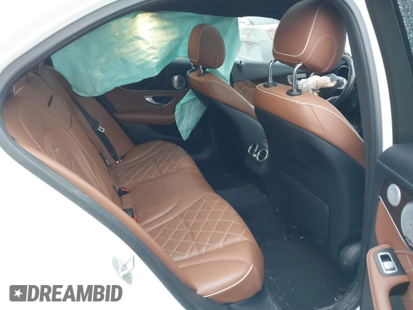 2016 Mercedes-Benz C 450 AMG with VIN 55SWF6EB9GU138684, listed as a IAAI auction lot 41846257 with 121,617 mi miles and . Bid and sale history available at carsss.com. Image 8.