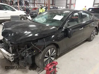 2019 Nissan Altima SL with VIN 1N4BL4EW6KC185215, listed as a IAAI auction lot 41135202 with 77,428 mi miles and . Bid and sale history available at carsss.com. Image 17.