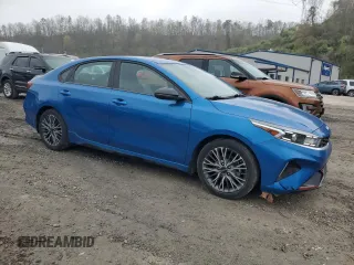 2022 Kia Forte GT-Line with VIN 3KPF54AD4NE453721, listed as a Copart auction lot 52625365 with 38,534 mi miles and Salvage Title. Bid and sale history available at carsss.com. Image 4.